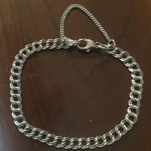 Light double curb bracelet